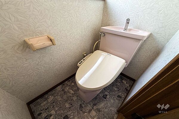トイレを拡大表示