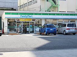 【コンビニエンスストア】ファミリーマート 桜川三丁目店まで474ｍ
