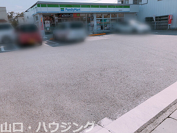 画像28:ファミリーマート徳島国府町店 903m