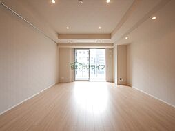 都営大江戸線 東新宿駅 徒歩2分の賃貸マンション 16階1Kのリビング/ダイニング