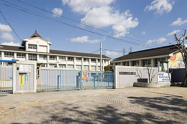 URいぶき野三丁目 ｜大阪府和泉市いぶき野3丁目(賃貸マンション3LDK・3階・70.26㎡)の写真 その16