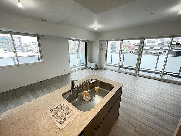 apartment 北海道旭川市一条通7丁目
地図を見る