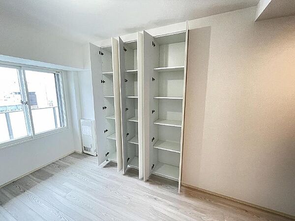 apartment 北海道旭川市一条通7丁目
地図を見る
