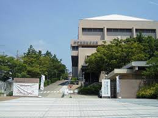 画像20:私立神戸親和女子大学（489m）