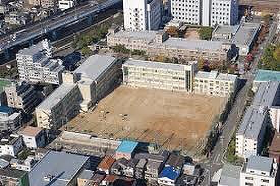 画像20:神戸市立鷹取中学校（2138m）