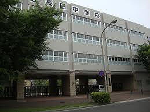 画像19:神戸市立長田中学校（1131m）