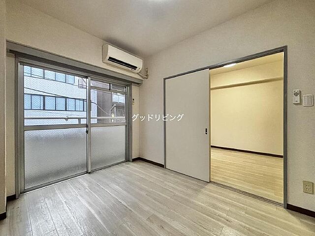 寝室