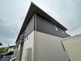 メゾンドゥフルール 103 ｜ 愛媛県伊予郡松前町浜829-1（賃貸アパート1LDK・1階・42.57㎡） その1