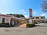 周辺：東急ストア川奈店（1237m）
