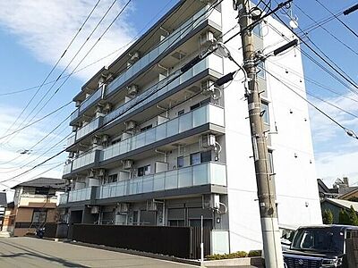 外観：オートロック付き賃貸マンション