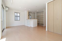 JR東北本線 自治医大駅 徒歩17分の賃貸アパート 1階3LDKのリビング/ダイニング