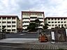 周辺：明桜館高等学校[明桜館高等学校]校訓共感　挑戦　立志 1820m