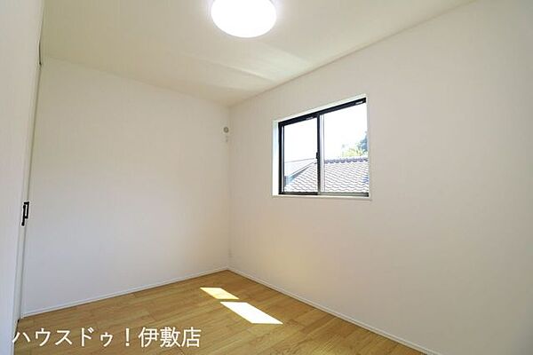 洋室を拡大表示