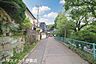 その他：【前面道路】西側前面道路、南方面道路向かいが草牟田公園となっており、子育てに便利な立地