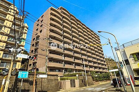 パークハイツ多賀山の外観