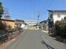 外観：前面道路含む現地写真
