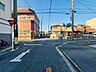 外観：前面道路含む現地写真