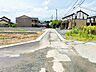 外観：前面道路含む現地写真