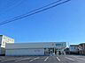 周辺：ゲンキー西条大辻店医薬品や化粧品だけでなく生活必需品を幅広く取り揃え、青果や精肉などの生鮮食品の取り扱いあり。クレジットカード・電子マネー利用可・スマホ決済利用可 430m