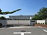 周辺：篠田小学校学校目標「自ら学び、豊かな人間性とたくましく生き抜く力を備えた児童の育成」 940m