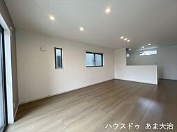 大治町西條尼ケ須賀:リビング
