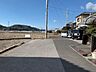 外観：前面道路含む現地写真