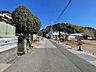 外観：前面道路含む現地写真