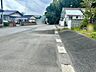 外観：前面道路含む現地写真