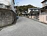 外観：西側道路　南から北