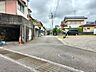 外観：南側道路 東から西方向
