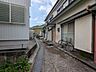 外観：前面道路含む現地写真