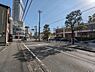 外観：前面道路含む現地写真
