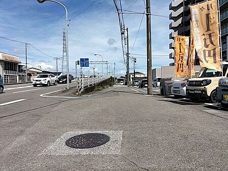 ★昭和小学校★北側道路 西から東方向