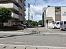 外観：前面道路含む現地写真