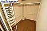 室内：【納戸】洋室に備えられた納戸です！