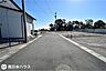 外観：【前面道路】
