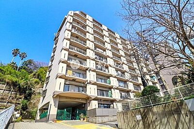 外観：【ロイヤルメゾン祇園之洲】10階建ての2階部分のお部屋です！