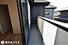 バルコニー：【バルコニー】南向きのバルコニーで日当り良好！外水栓もあり掃除などにも便利です♪