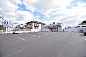 ローソン吉野菖蒲谷店【ローソン吉野菖蒲谷店】鹿児島市吉野町にあるコンビニです駐車場有り 1060m
