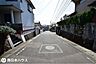 その他：【前面道路】東向きの前面道路幅は約6ｍです！交通量の少ない静かな住環境です♪