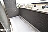 バルコニー：【バルコニー】南向きのバルコニーです！日当たり良好！水栓も付いているのでお掃除も楽々です♪