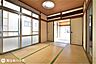 和室：【和室】1階和室6帖！ウッドデッキに出れます♪