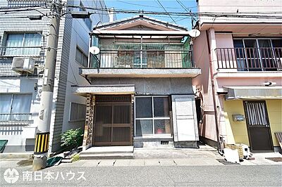 外観：南向き道路【敷地面積67.50m2(20.41坪)】建築条件なし！建物解体渡しです！