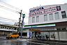 周辺：【ファミリーマートPLACE城西店】は、鹿児島市城西3-8-1に位置する花岡通り近くのコンビニエンスストアです。駐車場有、店内には鹿児島銀行のATMがあります。 330m