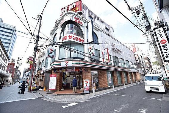 セブンイレブン...