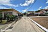 その他：【前面道路】西向きの前面道路幅は約4ｍです！団地内の道路で交通量の少ない静かな住環境です♪
