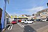周辺：【マツモトキヨシ原良店】鹿児島市原良1丁目にあるドラッグストアです。駐車場19台営業時間　9：00～24：00取扱品　医薬品、化粧品、日用消耗品、菓子、食品、酒、たばこ、米、ベビー用品 410m
