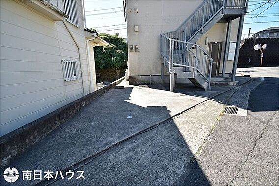 【駐車場】普通...