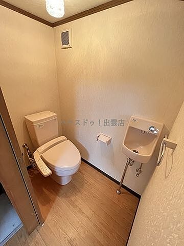 トイレ 出雲市大津町