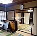 和室：続き間になっていて戸を開けると広く使えます。